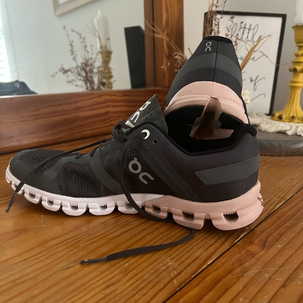 Great shape on cloud shoes